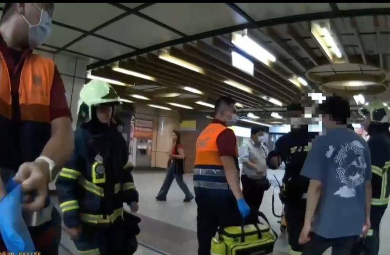 龍山寺捷運站旅客搭手扶梯慘摔 2婦人送醫搶救
